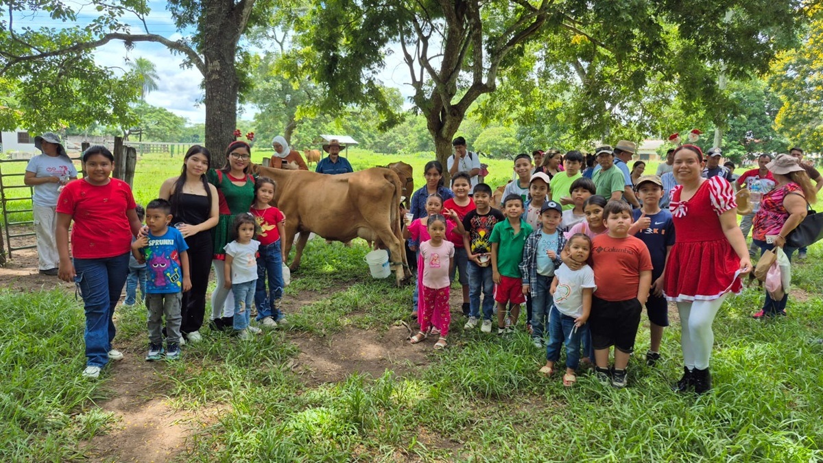 ¡Feliz Navidad a nuestra gran familia CIAT!