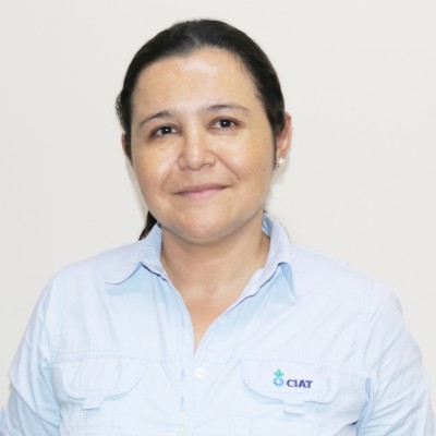 Ing. Fátima Baqueros - DIRECTORA DE INVESTIGACIÓN